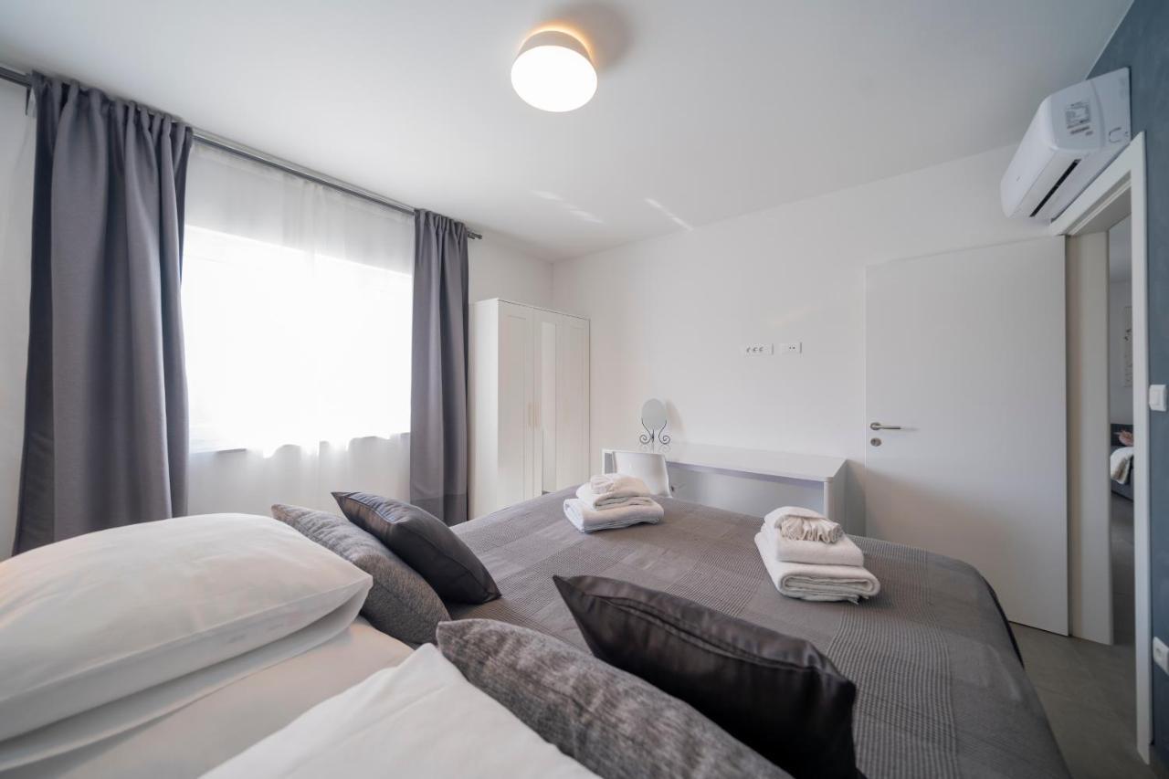 Villa Dreams Brisevo Bagian luar foto
